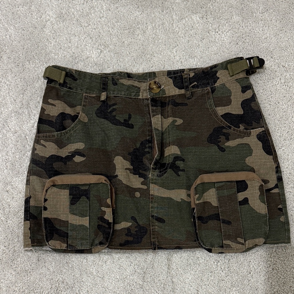 Camouflage Mini Skirt with Pockets